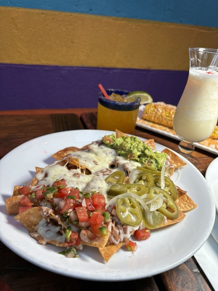 Food from Los Tres Chiflados