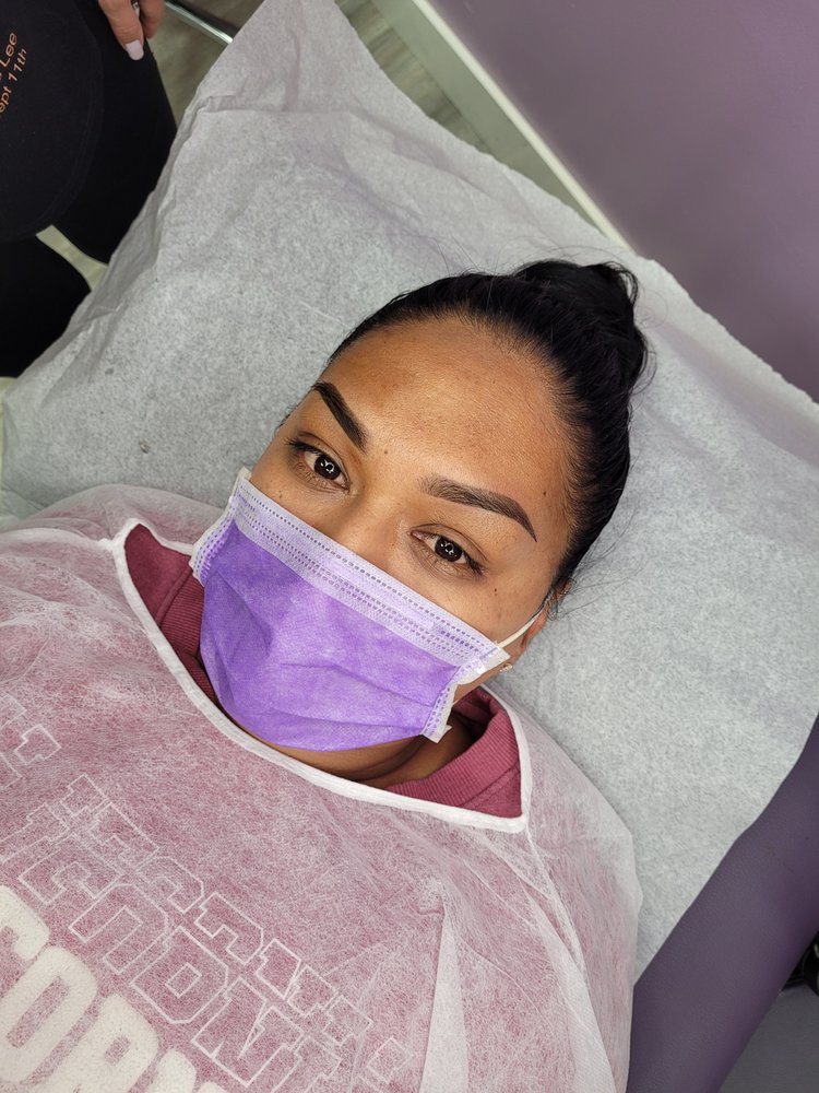 Prescription Brows Logo