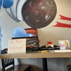 10 Pins - Give away