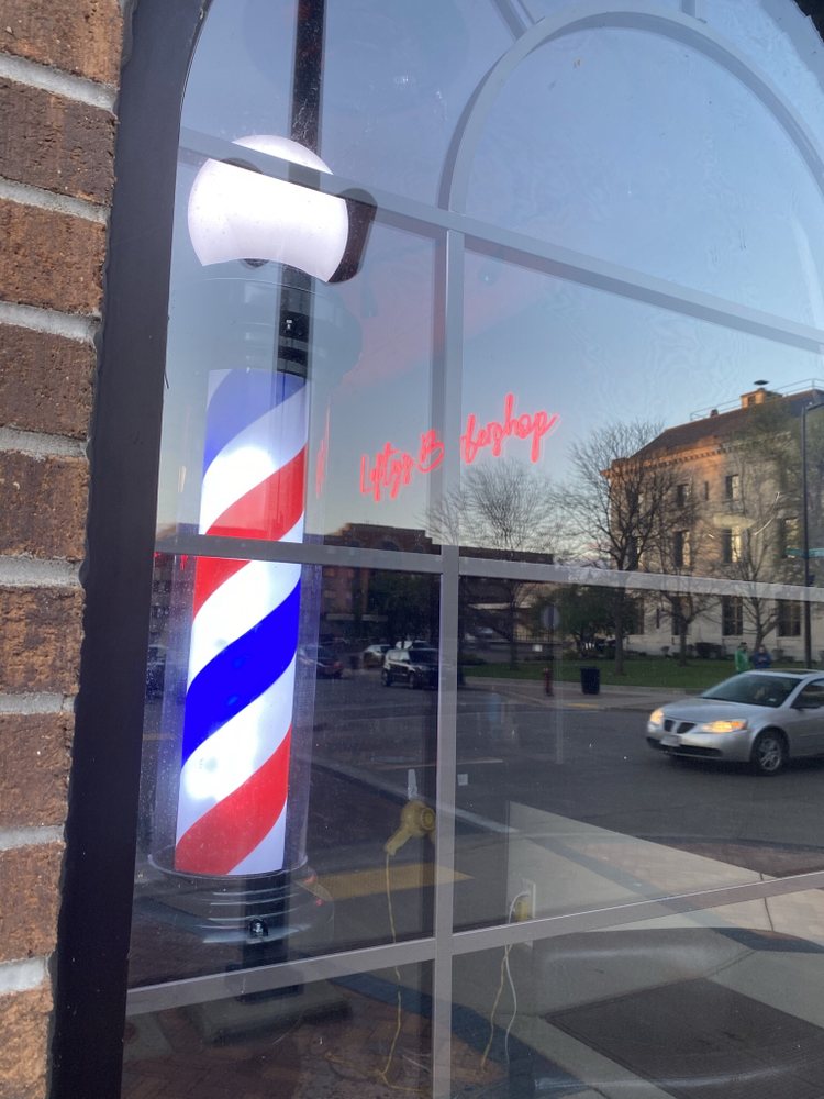 LEFTY’S 419 S Barstow Street, Eau Claire, Wisconsin