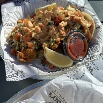 Wooly's - Fish Tocos - Seafood Near Me - Pismo Beach, California