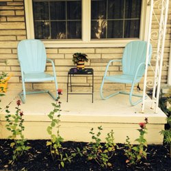 The Home Store - Cozy and well maintained!