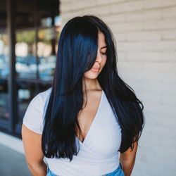 Salon Two Twenty - Fresh Cut + Blowout