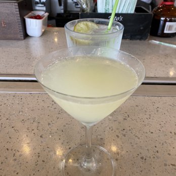 Pier 16 - Classic daiquiri - Cocktail Bars Near Me - Tybee Island, Georgia Pier 16 - Classic daiquiri - Cocktail Bars Near Me - Tybee Island, Georgia