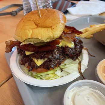 For The Win - Bacon double cheeseburger - Sandwiches Near Me - Van Nuys, California For The Win - Bacon double cheeseburger - Sandwiches Near Me - Van Nuys, California