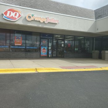 Dairy Queen Ltd Brazier - the outside of the store - Ice Cream & Frozen Yogurt Near Me - Hoffman Estates, Illinois