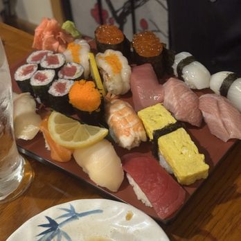 Kuni's Japanese Restaurant - nigiri - Japanese Near Me - Evanston, Illinois