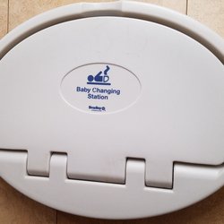 Pilot Travel Center - Changing station
