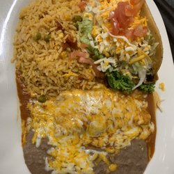 Los Domingos Restaurant and Hotel - Taco enchilada plate