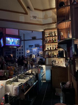 Rocco's Sports & Rec by null