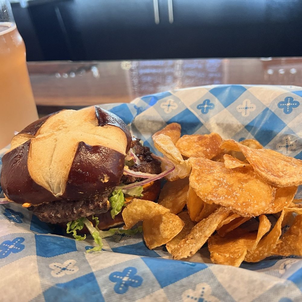 Stone Hound Brewing - Smash Burger - Breweries Near Me - Williamsburg, Michigan Stone Hound Brewing - Smash Burger - Breweries Near Me - Williamsburg, Michigan