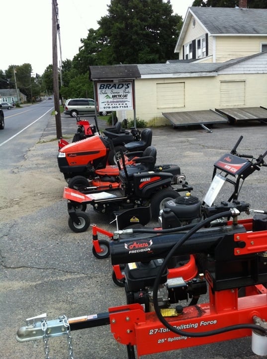 BRAD’S AUTO REPAIR Updated September 2024 680 High St, Clinton