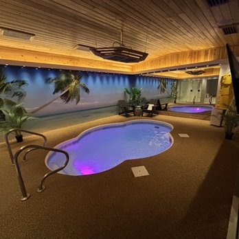 Sybaris Pool Suites - Pool area - Hotels Near Me - Indianapolis, Indiana
