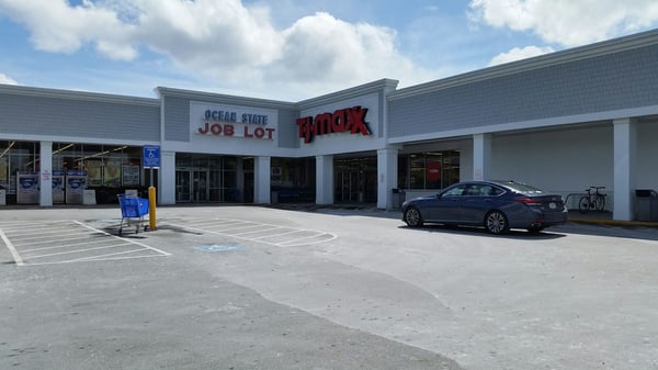 TJ MAXX - Updated August 2025 - 13 Reviews - 300 Barnstable Rd, Hyannis, Massachusetts