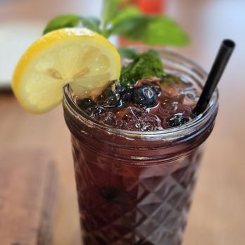 The Barn & Lodge - Regular iced tea - American Near Me - Baltimore, Maryland The Barn & Lodge - Regular iced tea - American Near Me - Baltimore, Maryland