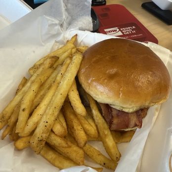 Happy Bites Burger & Wings - Lemont - The Sweet & Spicy Burger Meal - Burgers Near Me - Lemont, Illinois Happy Bites Burger & Wings - Lemont - The Sweet & Spicy Burger Meal - Burgers Near Me - Lemont, Illinois