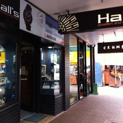 Hall's Jewellers & Watchmakers