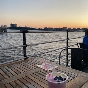 Frying Pan NYC - Bars Near Me - New York, New York