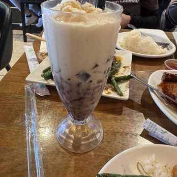 Hao Cafe - Red Bean, Grass Jelly & Ice Cream on Crushed Ice - Barbeque Near Me - Duarte, California