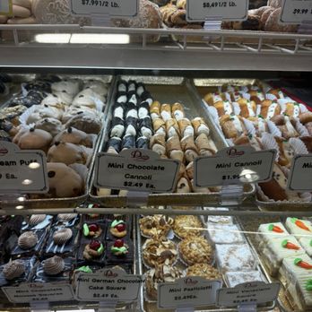 Doris Italian Market and Bakery