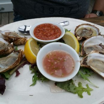 Blue Mussel Cafe - Oysters mediocre - Seafood Near Me - Rustico, Prince Edward Island
