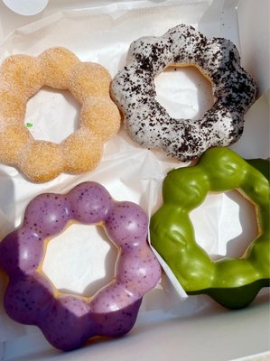 Fat Straws Boba & Mochi Donuts (Plano) by null