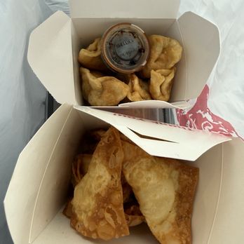Khao San Thai Kitchen - Fried Wonton (10 Pieces) - Thai Near Me - Salinas, California