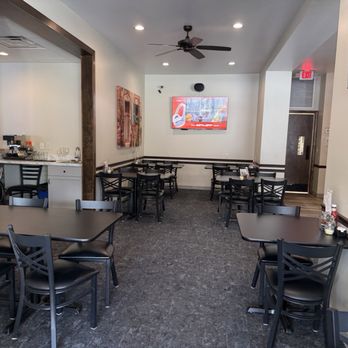 Ava Mae's Bistro and Pizzeria - Tables - Pizza Near Me - Cuddy, Pennsylvania Ava Mae's Bistro and Pizzeria - Tables - Pizza Near Me - Cuddy, Pennsylvania