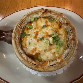 Dorsay Pub Britannique - French Onion Soup - Gastropubs Near Me - Quebec City, Quebec Dorsay Pub Britannique - French Onion Soup - Gastropubs Near Me - Quebec City, Quebec
