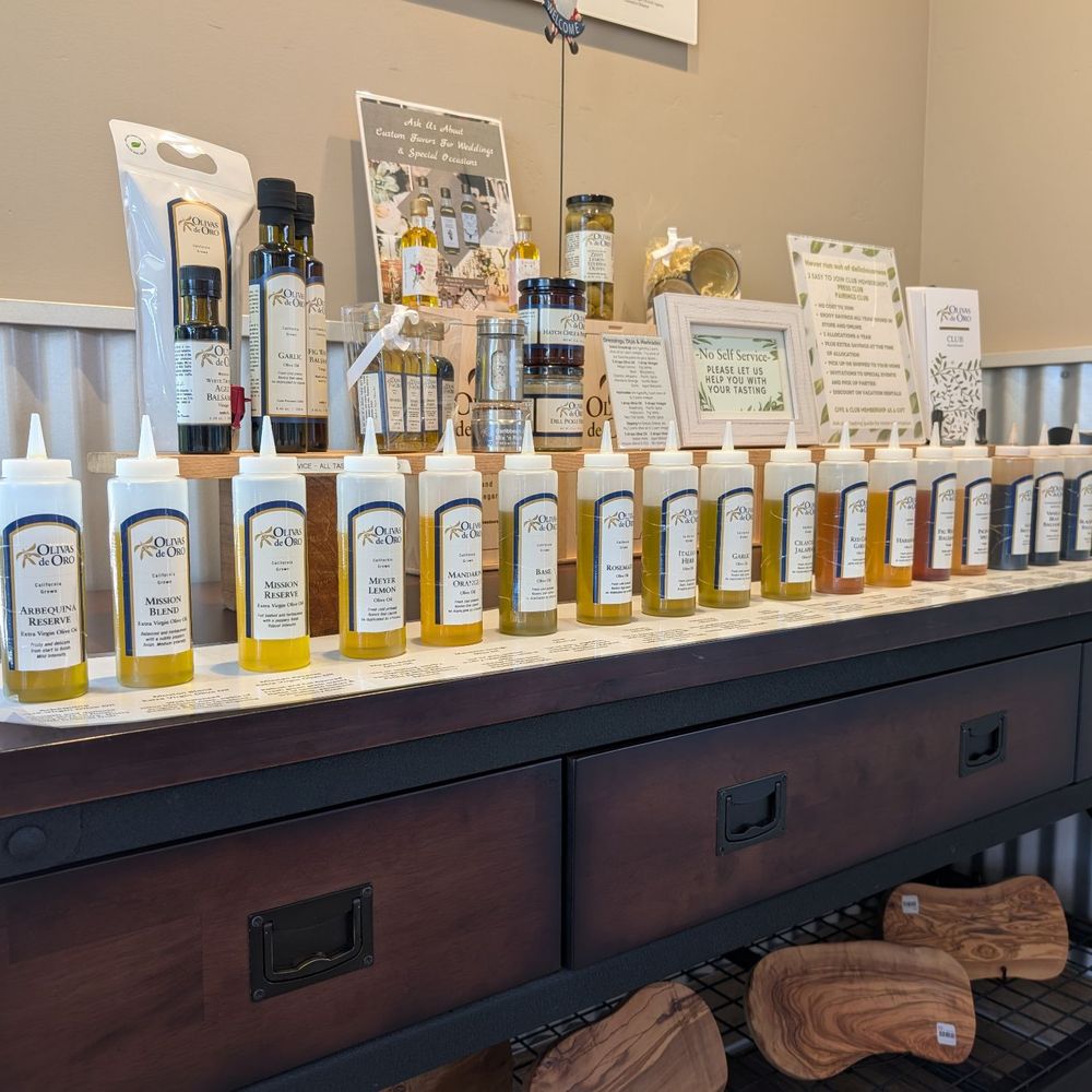Olive oil and balsamic samplers Olive oil and balsamic samplers