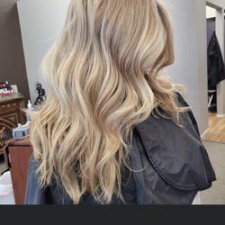 September's  Salon