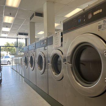 Badillo Launderland - Laundromat Near Me - Covina, California Badillo Launderland - Laundromat Near Me - Covina, California