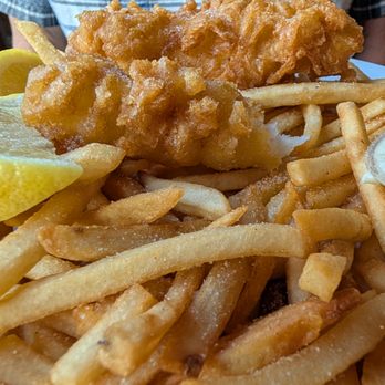 The Lobster Trap - Fish and Chips - Seafood Near Me - Avalon, California