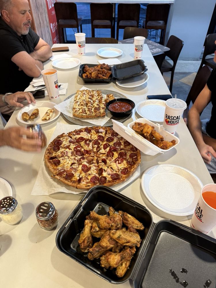 Food from Rascal House Pizza