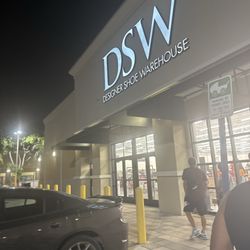 DSW Designer Shoe Warehouse