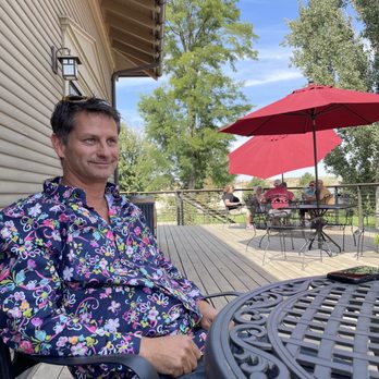 L'Ecole No 41 - Patio seating - Wineries Near Me - Lowden, Washington