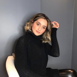 Blo Blow Dry Bar - Glam and head shots