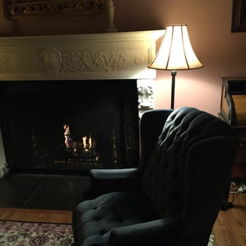 The Napa Inn & Spa - Living Room - Bed & Breakfast Near Me - Napa, California The Napa Inn & Spa - Living Room - Bed & Breakfast Near Me - Napa, California