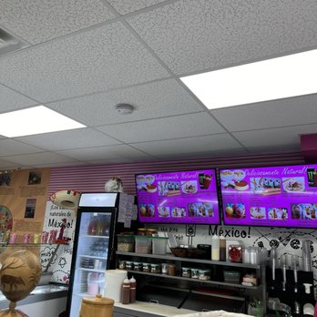 Michoacan A Pedir De Boca - Interior - Desserts Near Me - East Meadow, New York Michoacan A Pedir De Boca - Interior - Desserts Near Me - East Meadow, New York