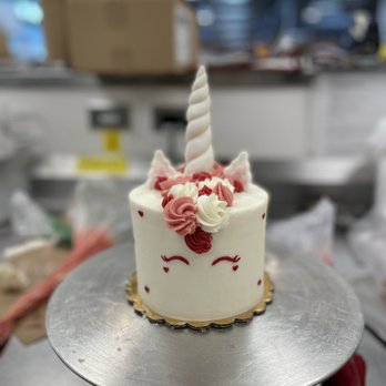 Sweets and Treats - Mini unicorn - Custom Cakes Near Me Sweets and Treats - Mini unicorn - Custom Cakes Near Me