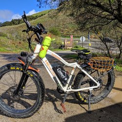 Foothill Cyclery - fully loaded with Foothill goodies.