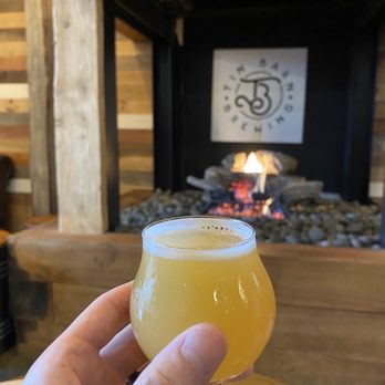 Tin Barn Brewing - Couch by the fire place - Breweries Near Me - Chester, New York