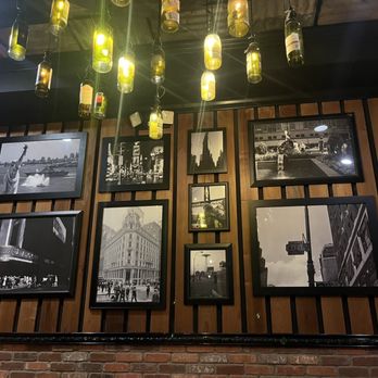Grimaldi's Pizzeria - Pictures - Pizza Near Me - Highland Village, Texas