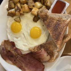 Sunset Grill - All Day Junior for the kiddo