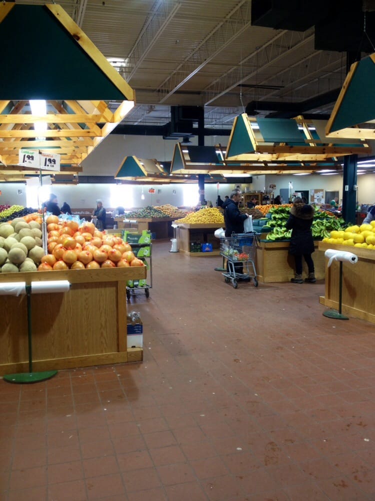 FRUITERIE 440 QUEBEC Updated May 2024 385 Rue Soumande, Québec