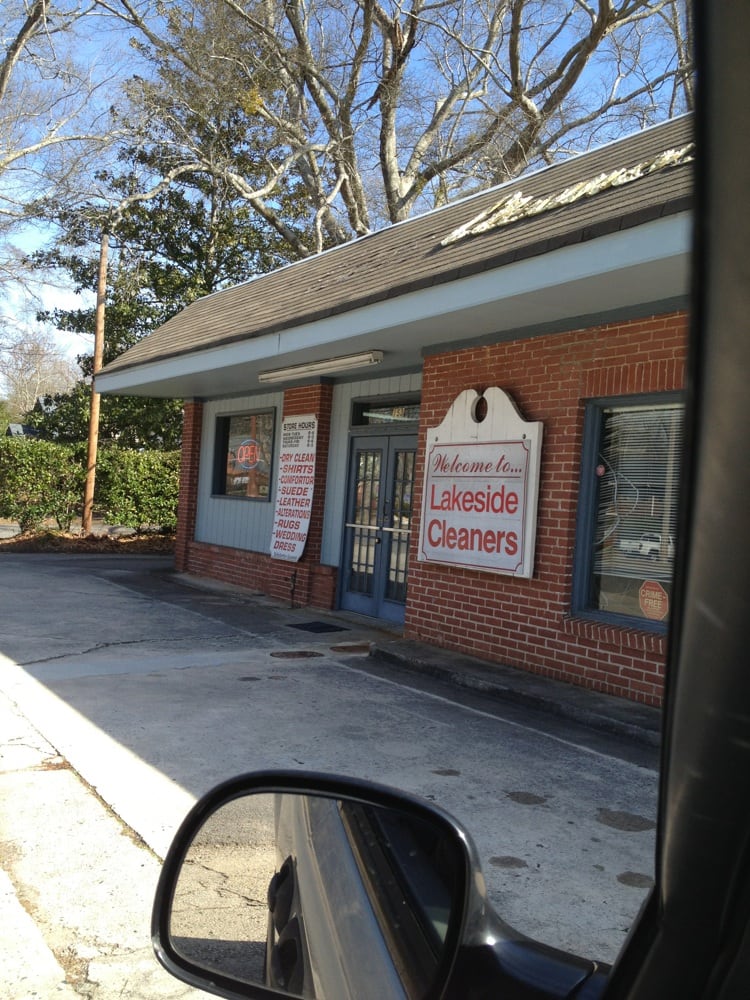 LAKESIDE CLEANERS Updated October 2024 153 Jackson St, Newnan