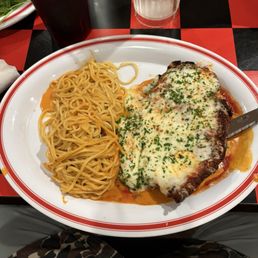 Chicken Parmesan with vodka and marinara sauce Chicken Parmesan with vodka and marinara sauce