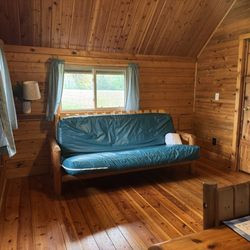 Meramec Campground - Living room/kitchen of Deluxe Cabin 35