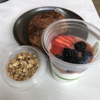 Favorite Son - Yogurt cup - Hawaiian Near Me - Urban Honolulu, Hawaii