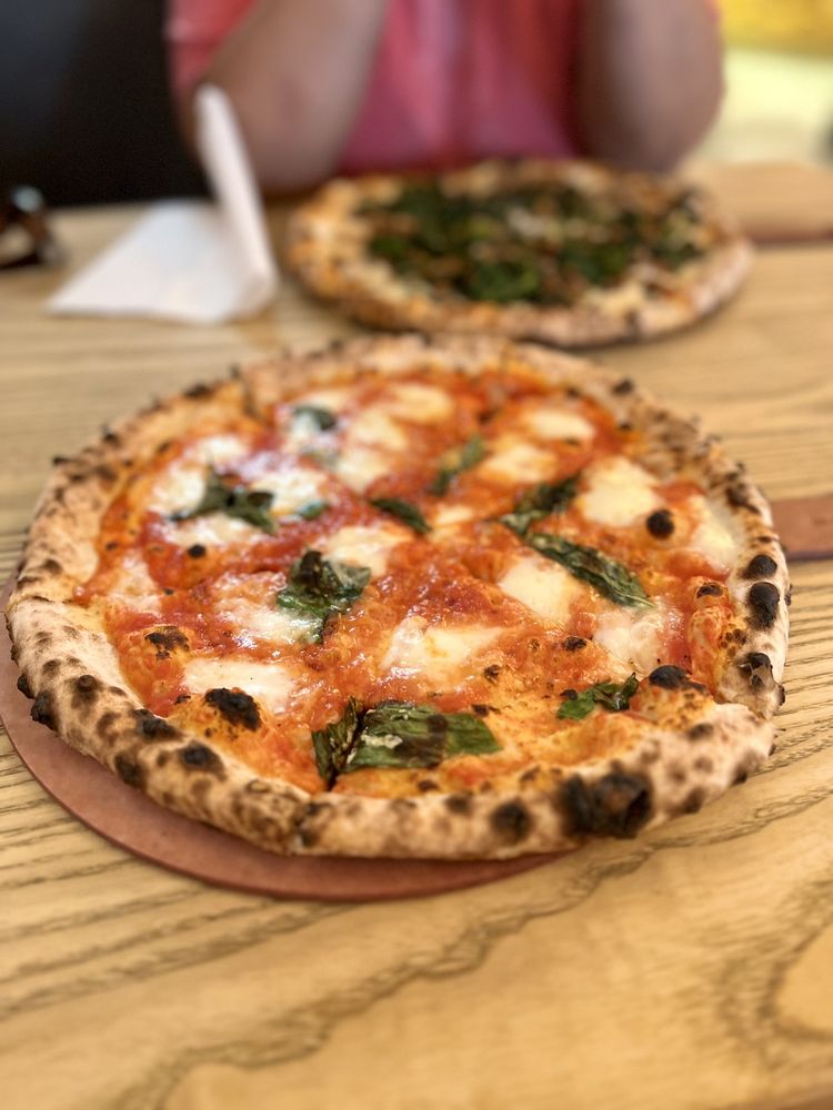 Piccoli Piatti Pizzeria